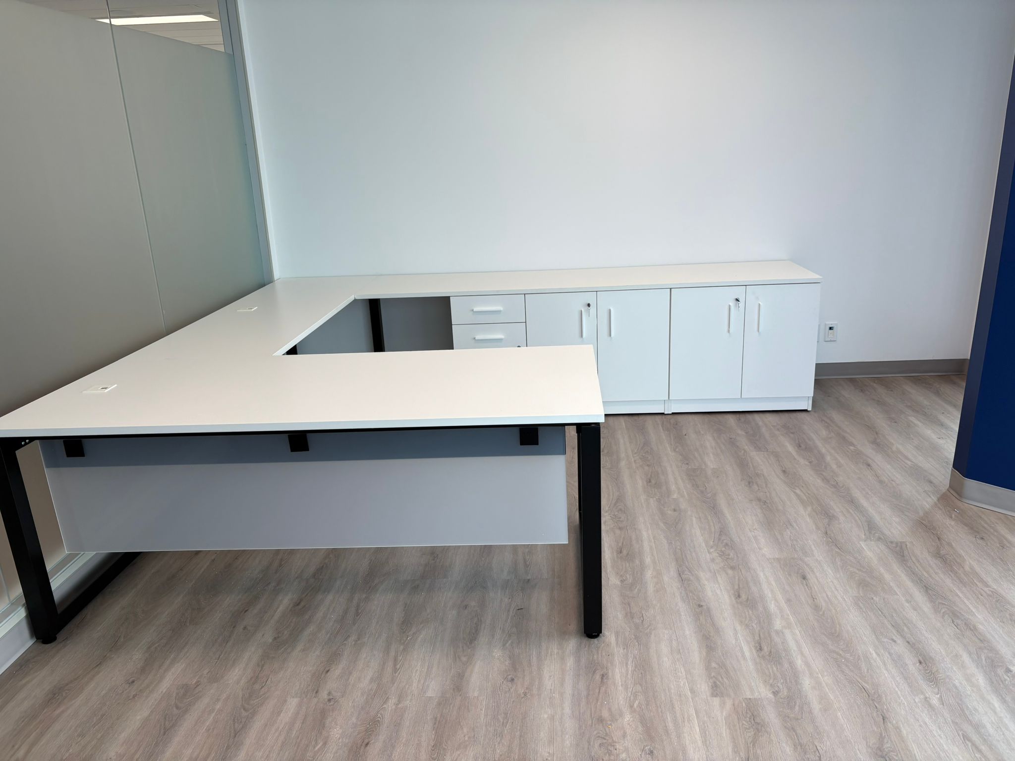 Office Furniture Solution for a North American Transport Company in Oakville, Ontario