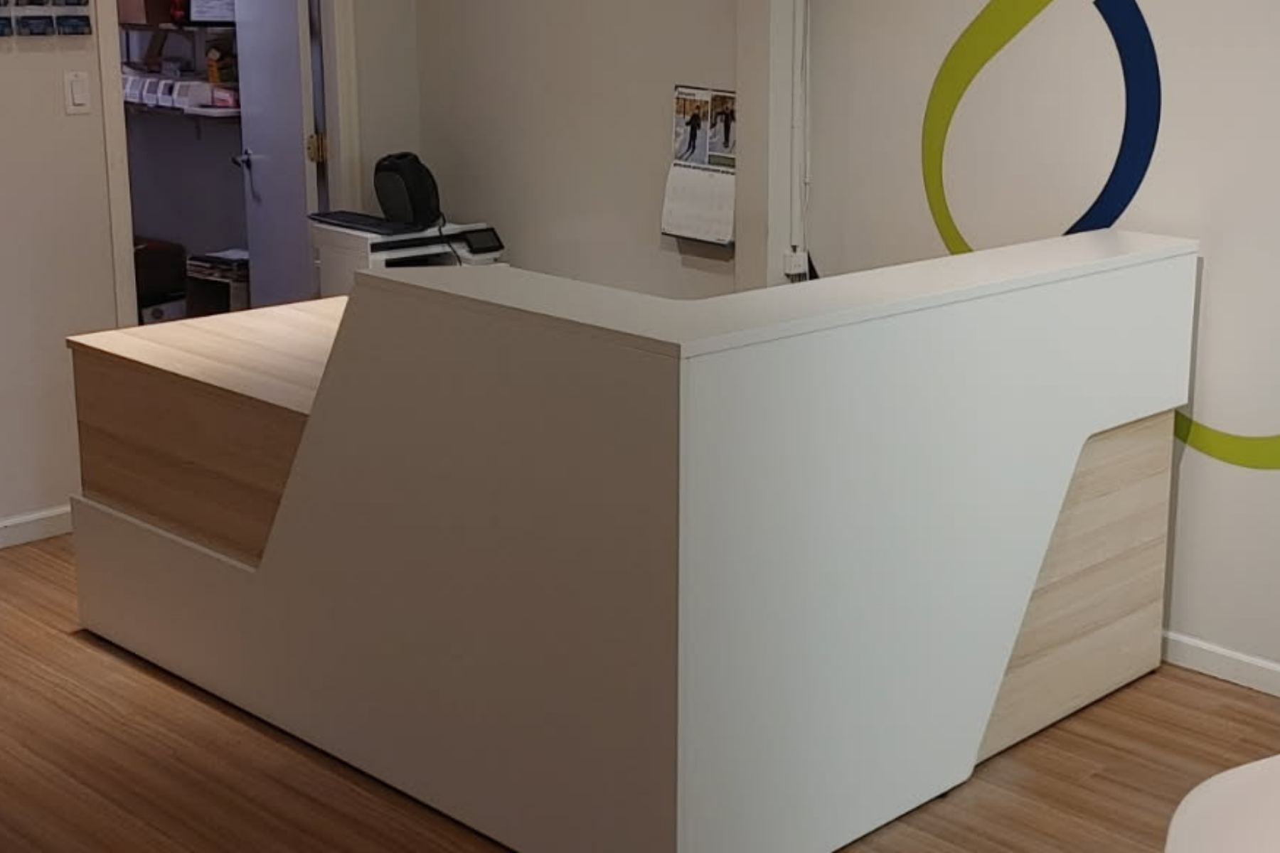 Office furniture supply and installation | Reception Desks Office furniture supply and installation | Reception Desks